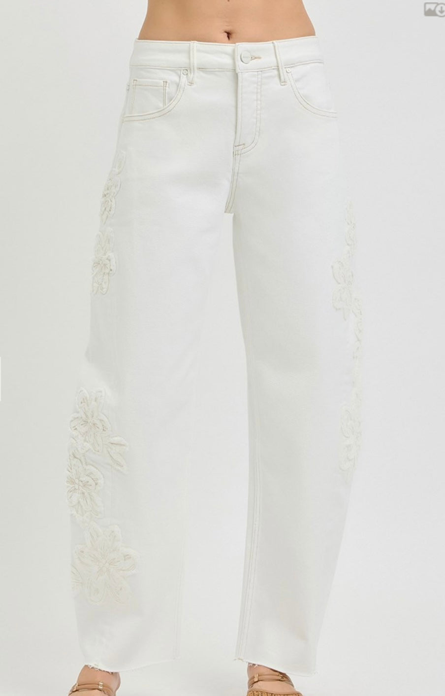 TUMMY CONTROL SLOUCHY BARREL FIT FLORAL PATCH DETAILS JEANS