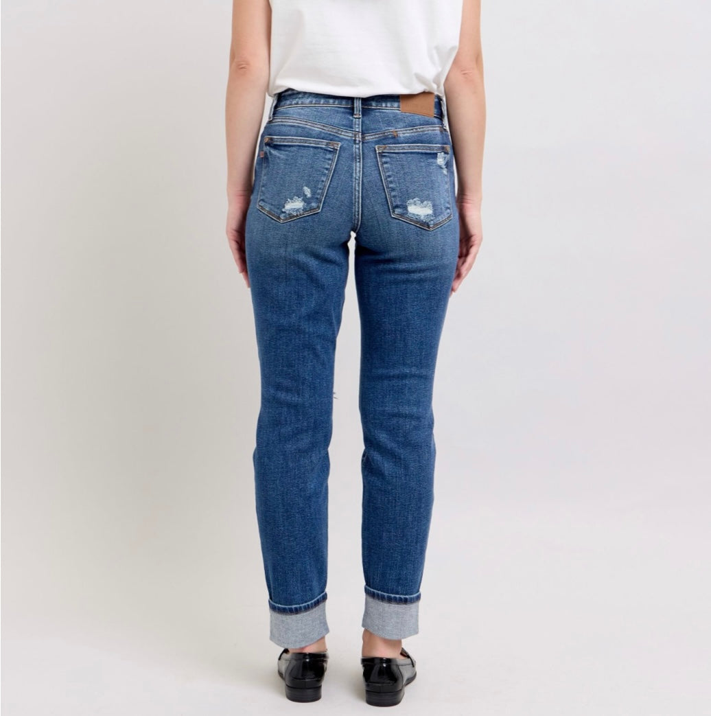 Boyfriend Fit Relaxed Skinny With Rips Dark Wash