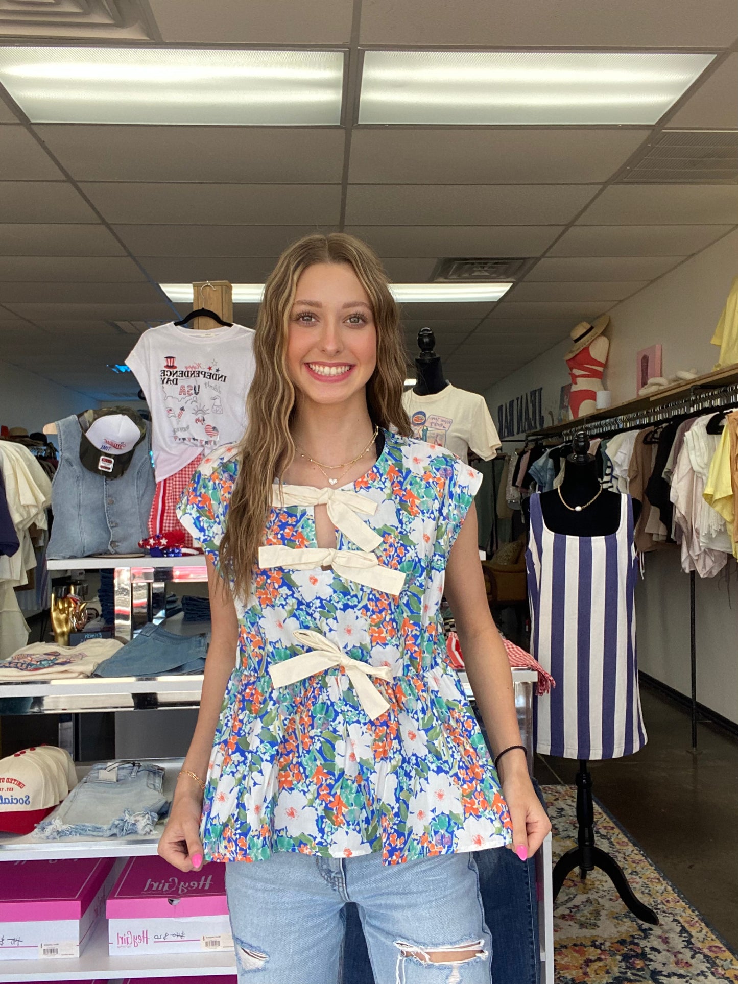 Flower bow top