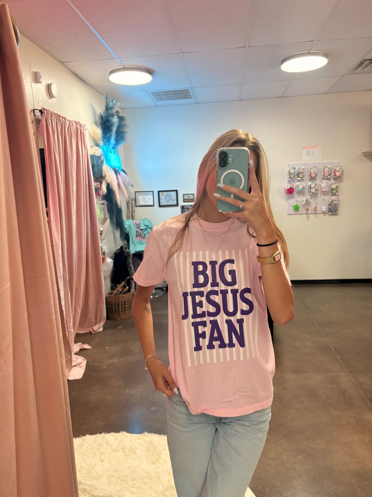 “BIG JESUS FAN” TEE SHIRT