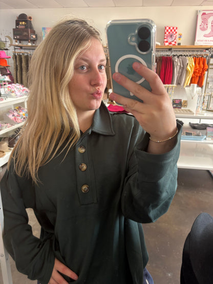 Long sleeve quarter button up