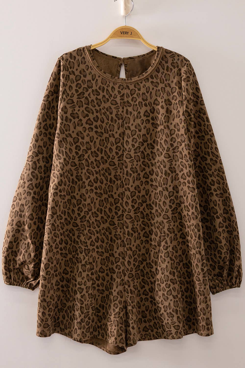 Leopard Print Long Sleeve Romper: MOCHA LEOPARD