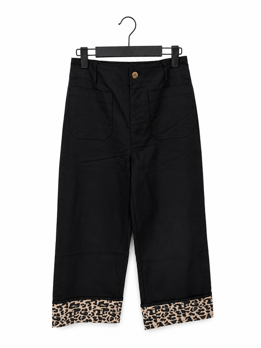 Cropped Jean w/ Front Pockets/ black/ leopard